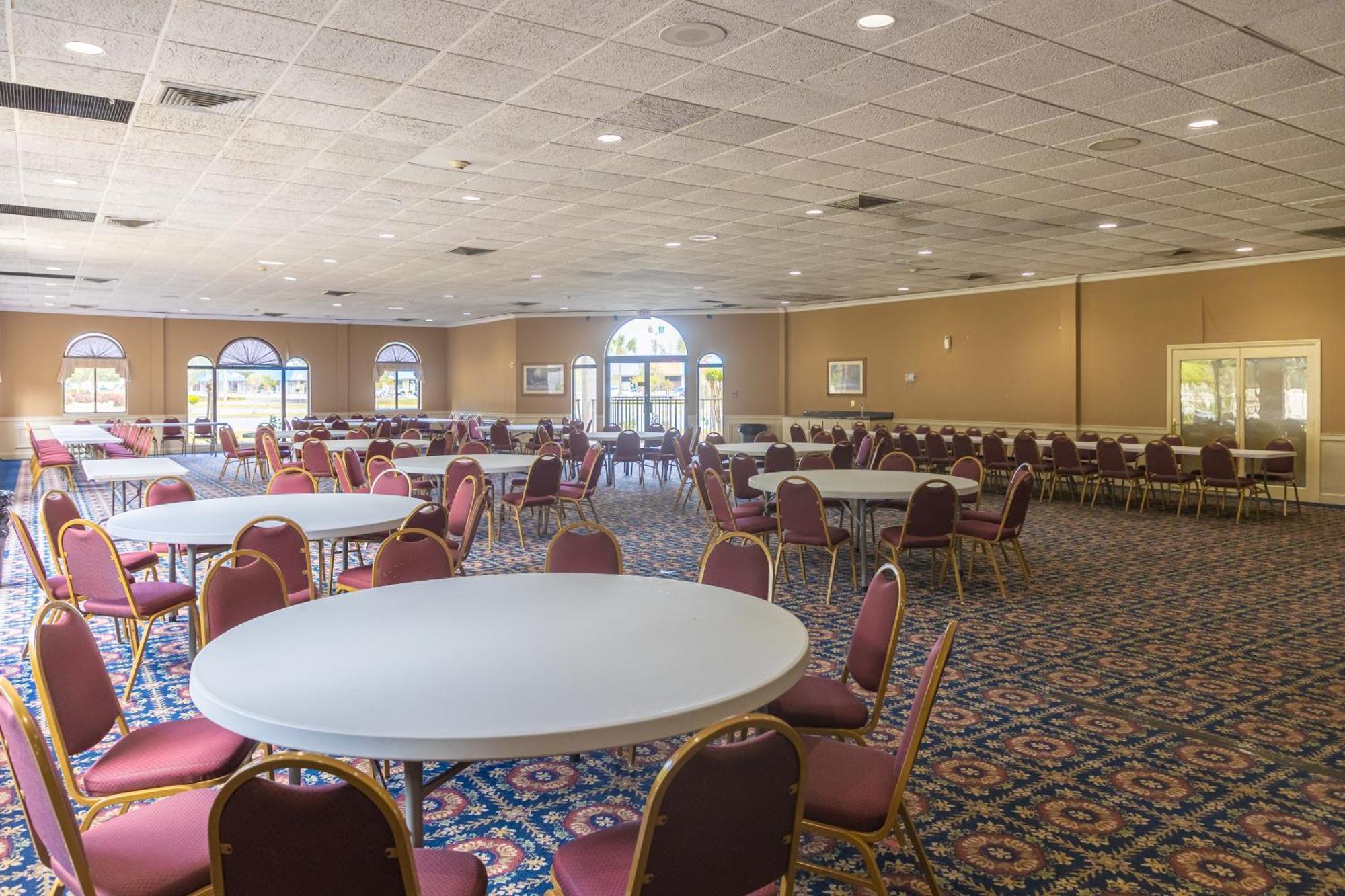 Cottonwood Suites Savannah Hotel&Conference Center Pooler Esterno foto