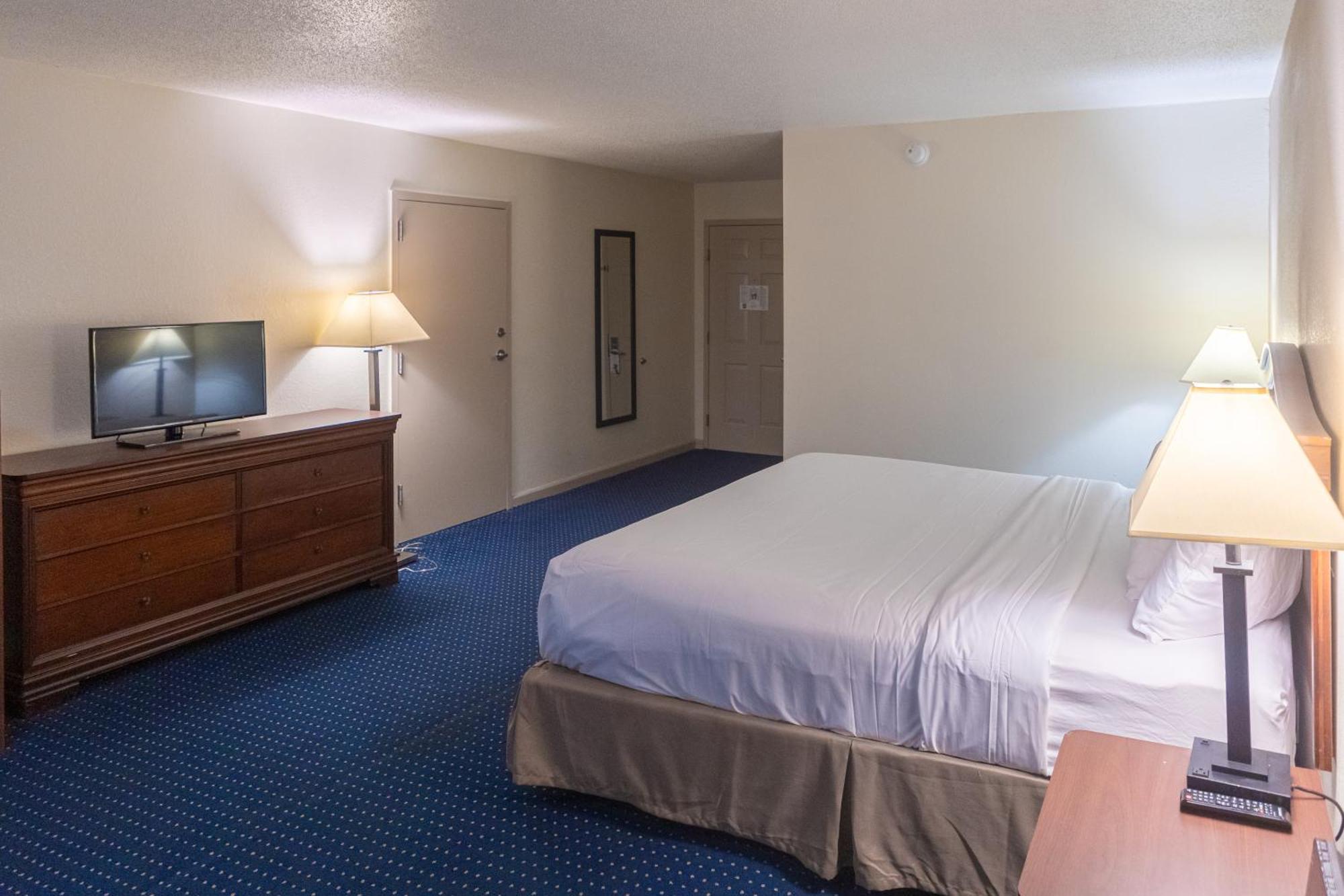 Cottonwood Suites Savannah Hotel&Conference Center Pooler Esterno foto